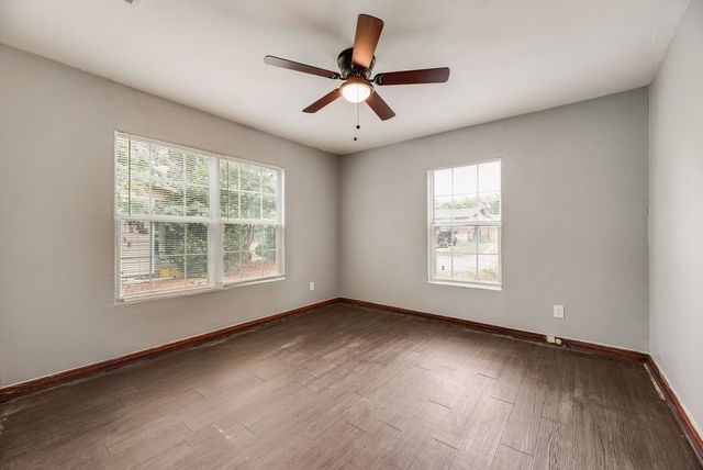 6617 Greenlee Street, Fort Worth, TX 76112
