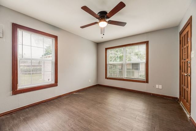 6617 Greenlee Street, Fort Worth, TX 76112