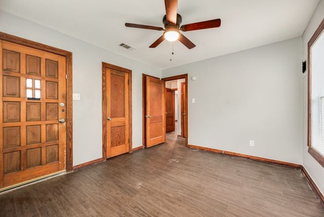 6617 Greenlee Street, Fort Worth, TX 76112