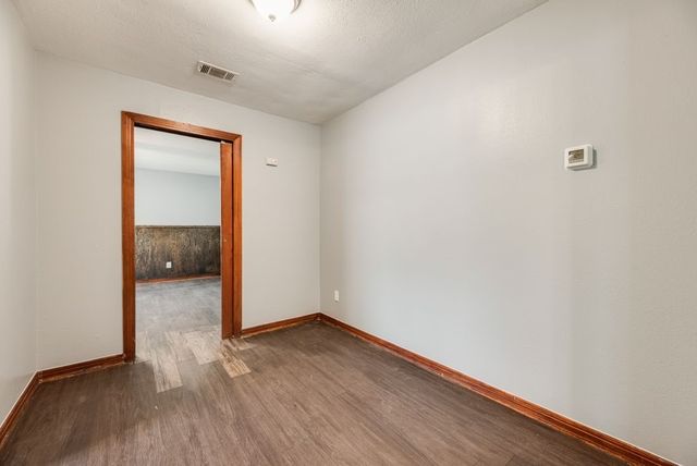 6617 Greenlee Street, Fort Worth, TX 76112