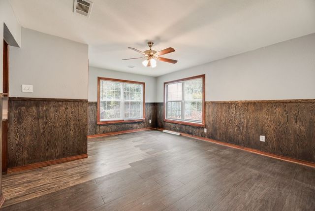 6617 Greenlee Street, Fort Worth, TX 76112