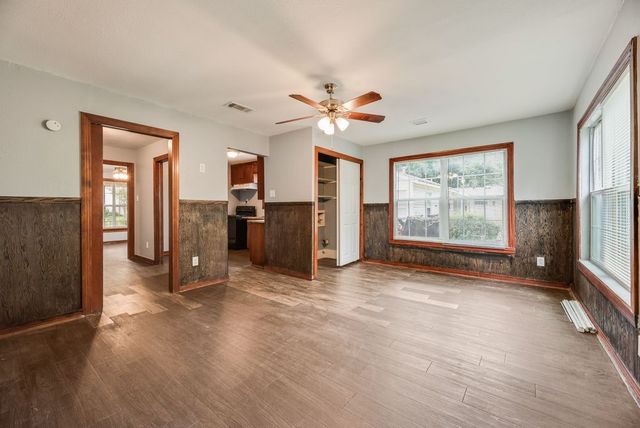 6617 Greenlee Street, Fort Worth, TX 76112