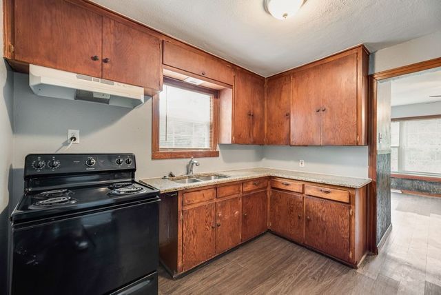 6617 Greenlee Street, Fort Worth, TX 76112