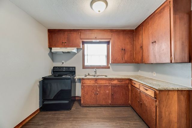 6617 Greenlee Street, Fort Worth, TX 76112