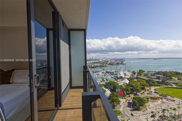 398 NE 5th Street 2112, Miami, FL 33132
