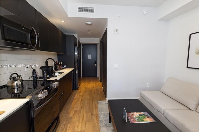 398 NE 5th Street 2112, Miami, FL 33132