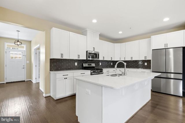 22110 FULMER AVE, Clarksburg, MD 20871