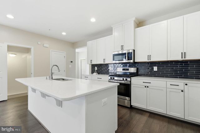 22110 FULMER AVE, Clarksburg, MD 20871