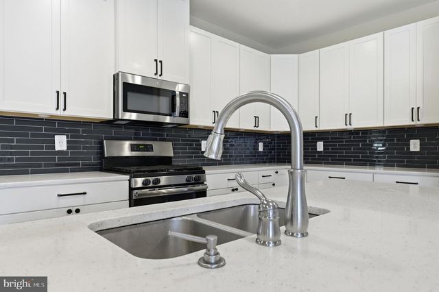 22110 FULMER AVE, Clarksburg, MD 20871