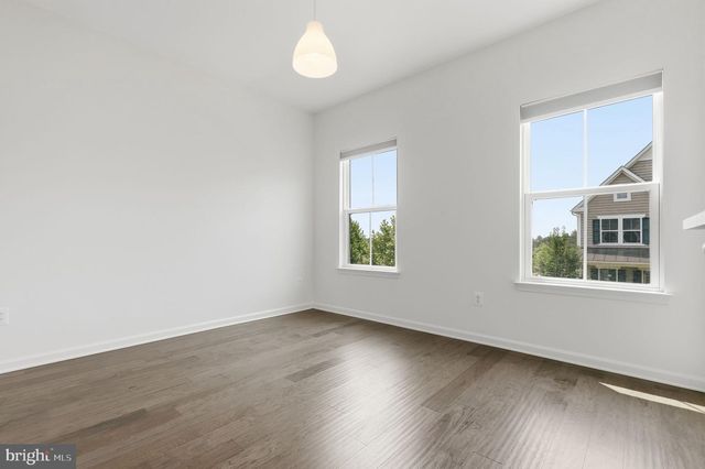 22110 FULMER AVE, Clarksburg, MD 20871