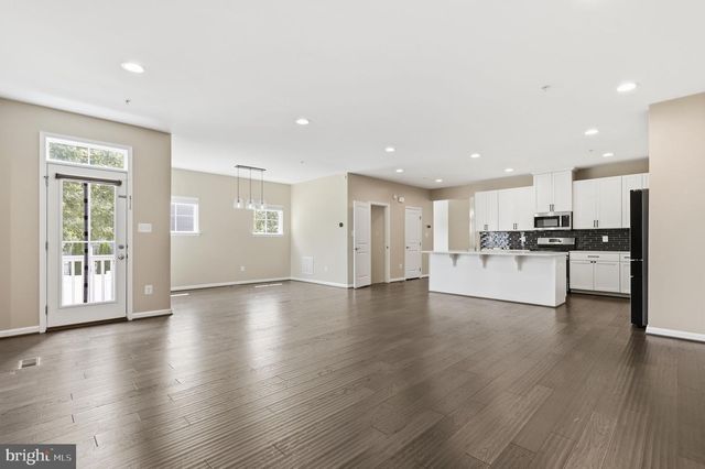 22110 FULMER AVE, Clarksburg, MD 20871