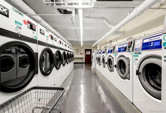 64-34 102nd Street 7M, Rego Park, NY 11374