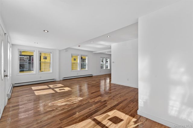 190-15 112th Avenue, Saint Albans, NY 11412