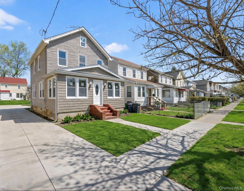 190-15 112th Avenue, Saint Albans, NY 11412