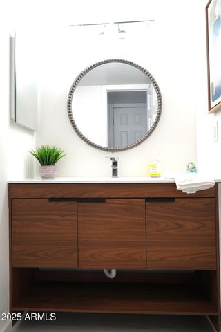 3650 E Montecito Avenue 4, Phoenix, AZ 85018