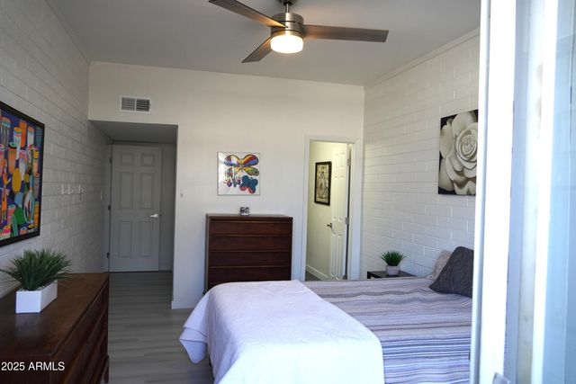 3650 E Montecito Avenue 4, Phoenix, AZ 85018