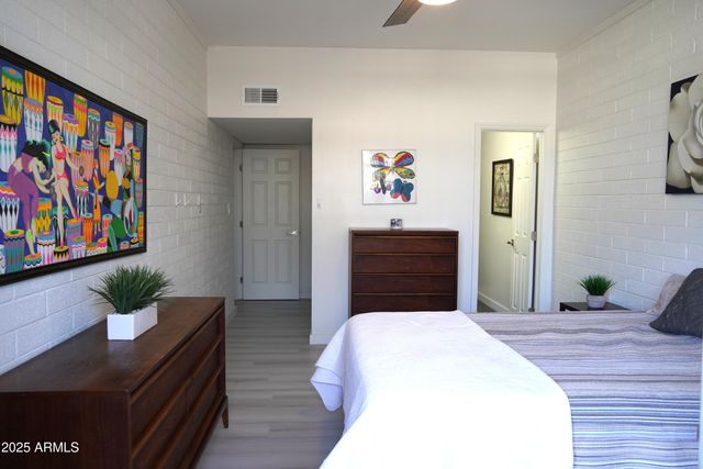 3650 E Montecito Avenue 4, Phoenix, AZ 85018