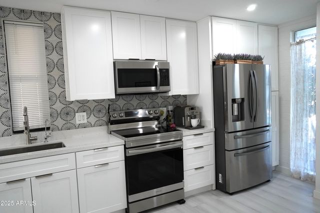 3650 E Montecito Avenue 4, Phoenix, AZ 85018