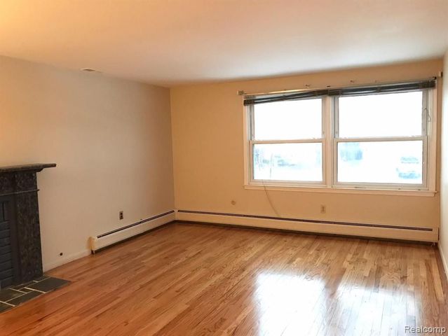 5551 Edinborough Drive, West Bloomfield, MI 48322