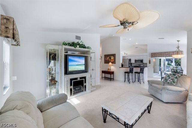 2725 SW 46th TER, Cape Coral, FL 33914