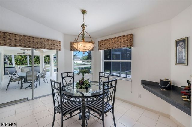 2725 SW 46th TER, Cape Coral, FL 33914