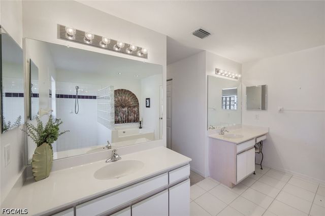 2725 SW 46th TER, Cape Coral, FL 33914