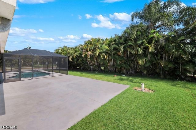 2725 SW 46th TER, Cape Coral, FL 33914