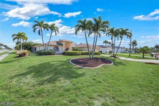 2725 SW 46th TER, Cape Coral, FL 33914