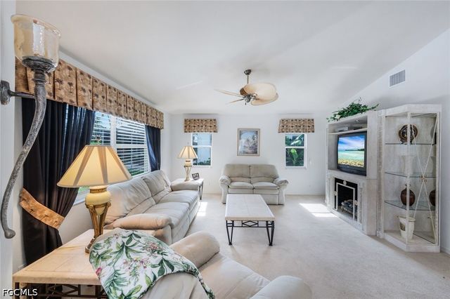 2725 SW 46th TER, Cape Coral, FL 33914