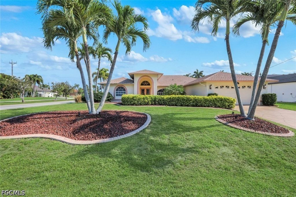 2725 SW 46th TER, Cape Coral, FL 33914