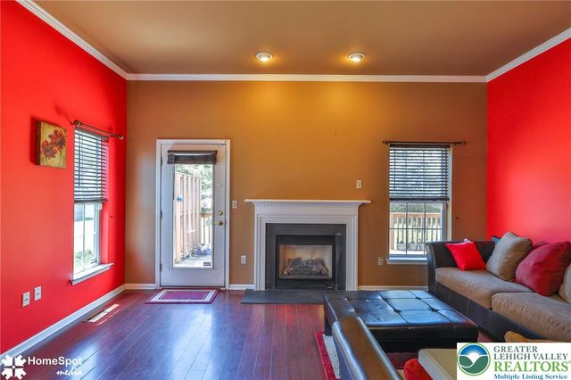 10 Cobblestone Drive, Palmer Twp, PA 18045