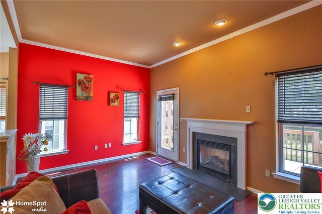 10 Cobblestone Drive, Palmer Twp, PA 18045