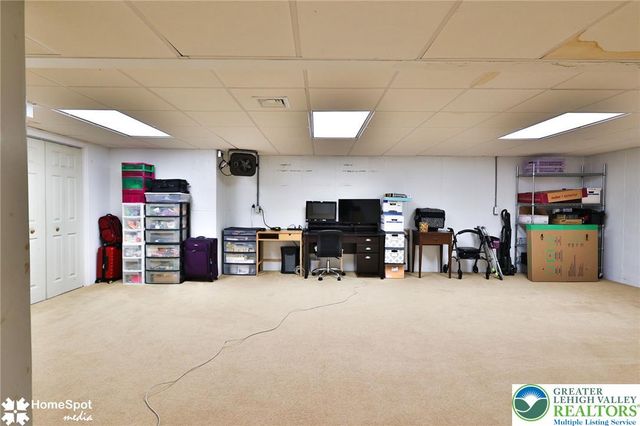 10 Cobblestone Drive, Palmer Twp, PA 18045