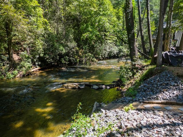 308 Hemlock Trail, Blue Ridge, GA 30513