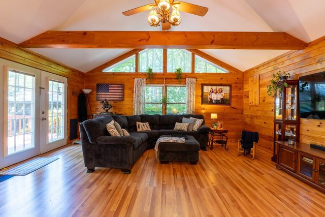 308 Hemlock Trail, Blue Ridge, GA 30513