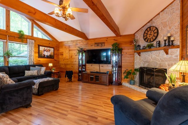 308 Hemlock Trail, Blue Ridge, GA 30513