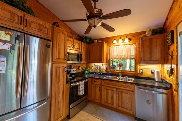 308 Hemlock Trail, Blue Ridge, GA 30513