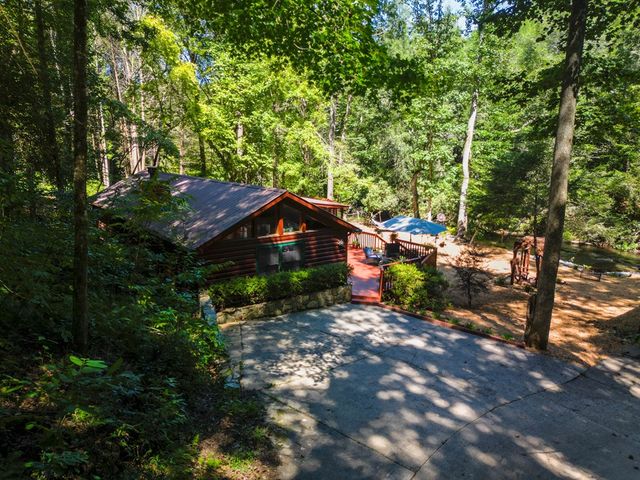 308 Hemlock Trail, Blue Ridge, GA 30513