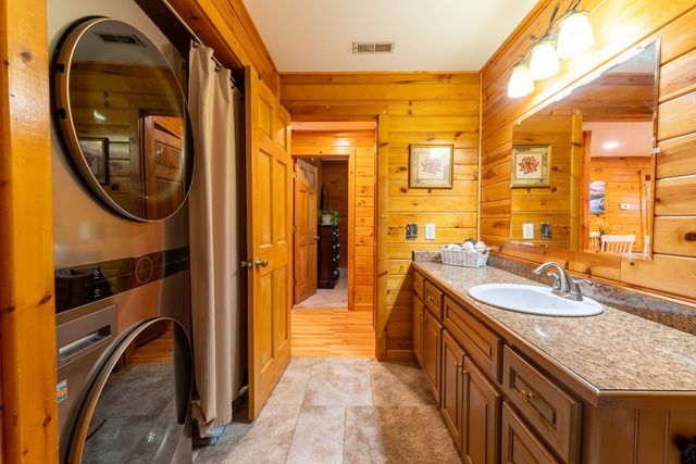 308 Hemlock Trail, Blue Ridge, GA 30513