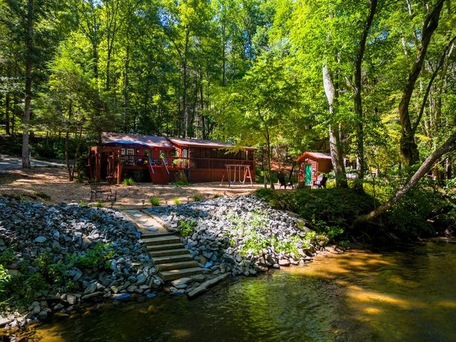308 Hemlock Trail, Blue Ridge, GA 30513