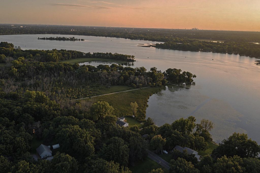 12056 Everton Avenue N, White Bear Lake, MN 55110 — exterior