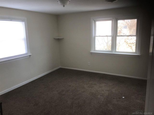 21853 Cushing Avenue, Eastpointe, MI 48021