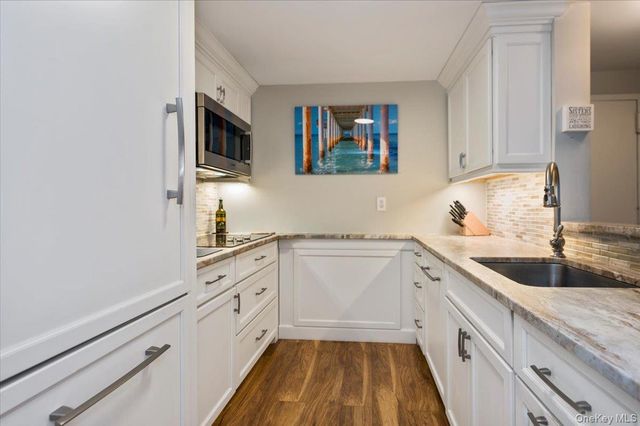 230 W Broadway 413, Long Beach, NY 11561