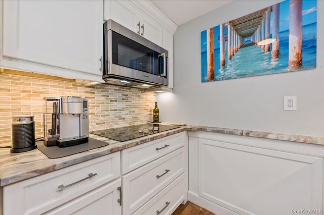 230 W Broadway 413, Long Beach, NY 11561