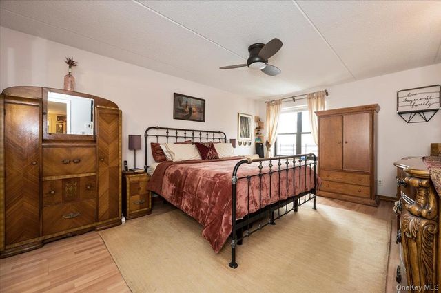 230 W Broadway 413, Long Beach, NY 11561