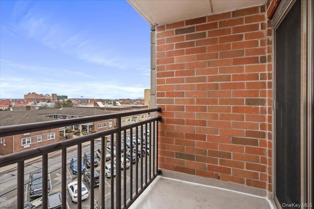 230 W Broadway 413, Long Beach, NY 11561