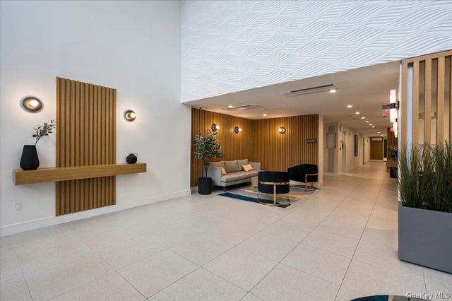 230 W Broadway 413, Long Beach, NY 11561