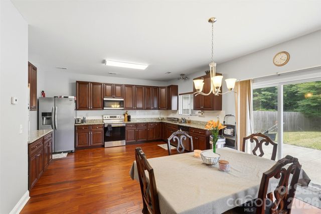 14021 Pinyon Pine Lane, Charlotte, NC 28215