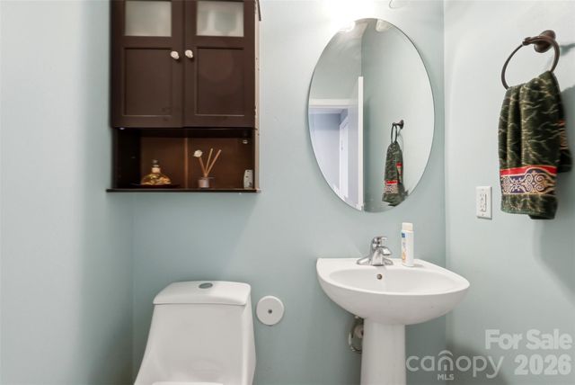 14021 Pinyon Pine Lane, Charlotte, NC 28215
