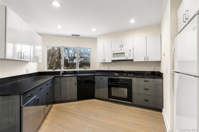 301 S Ridge Street 2, Rye Brook, NY 10573